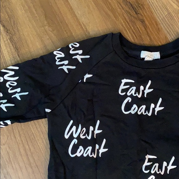 Forever 21 sweater size small - Picture 2 of 2